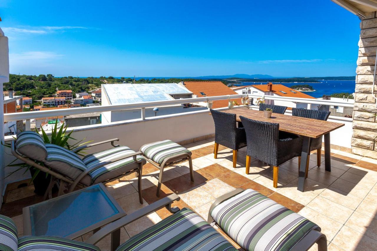 Peaceful Apartment With Beautiful View Hvar Town Exterior foto